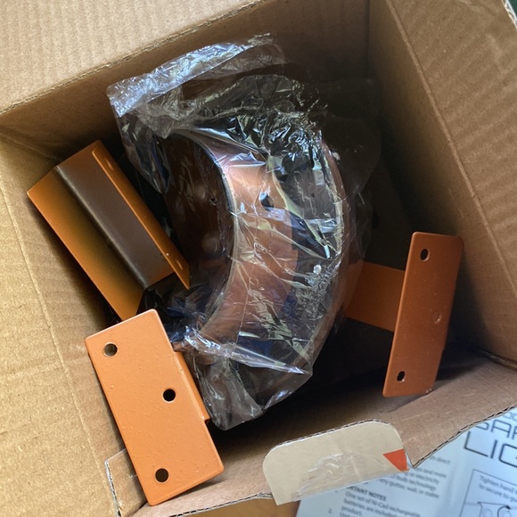 I-Zoom Outdoor Solar Safety Light Pack of 2 - Picture 5 of 7